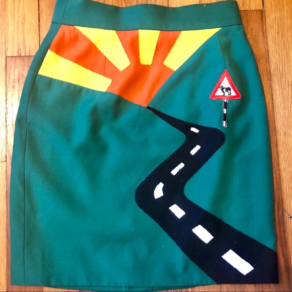 MINT Vintage Moschino Hand Made decal skirt - Picture 7 of 8